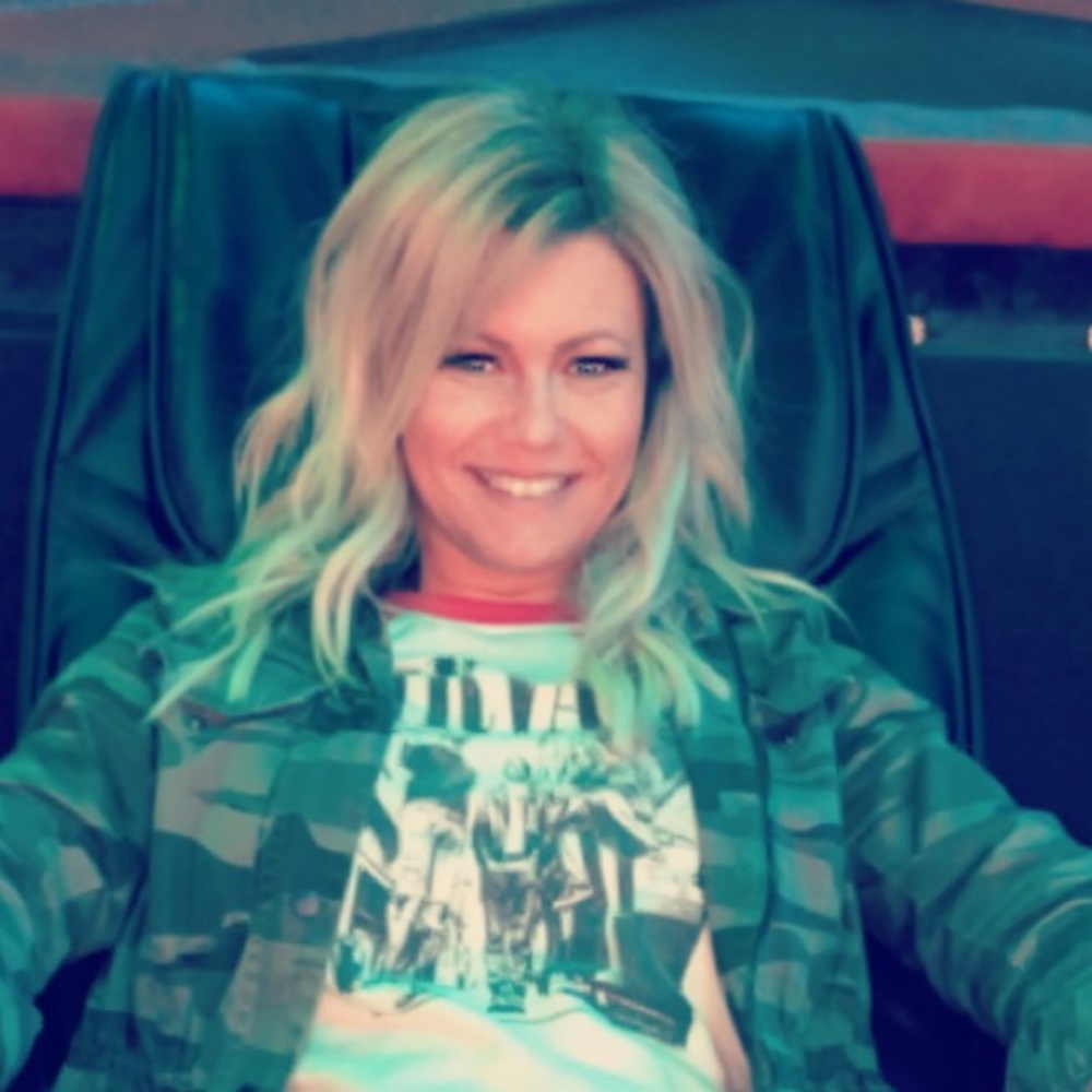 Meet your Posher, Christy